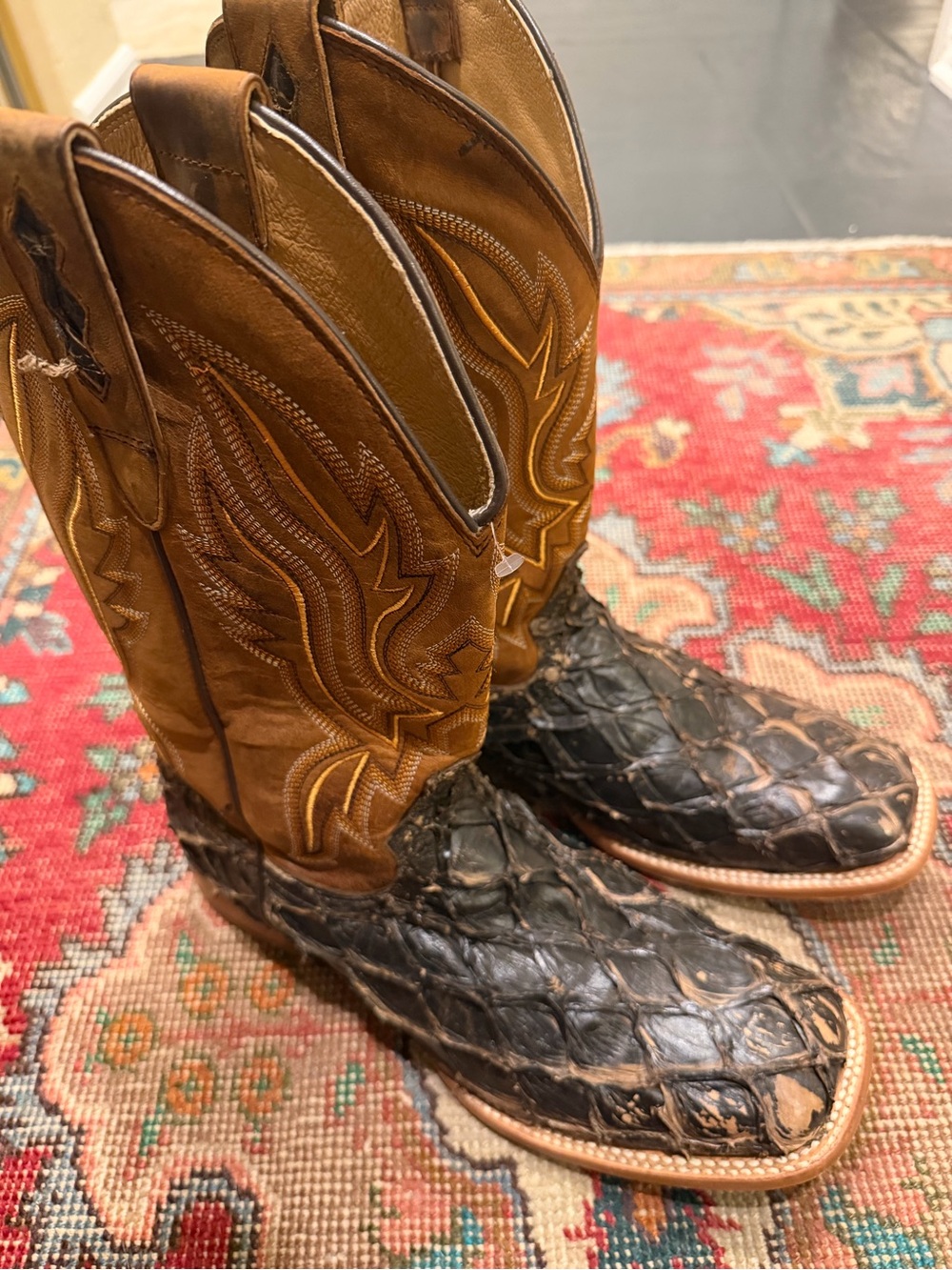 Durango Pirarucu Exotic Leather Western Cowboy Boots - Brown worn once…